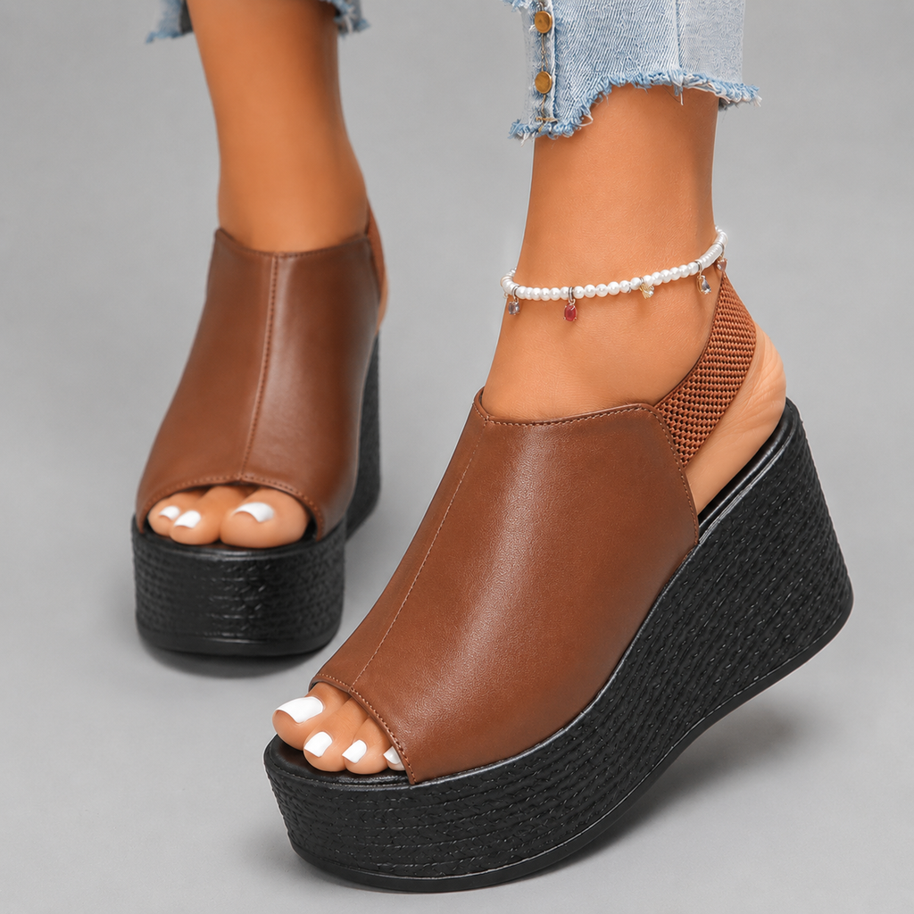 Avelin Leather Platform Sandals — Hopeforwho