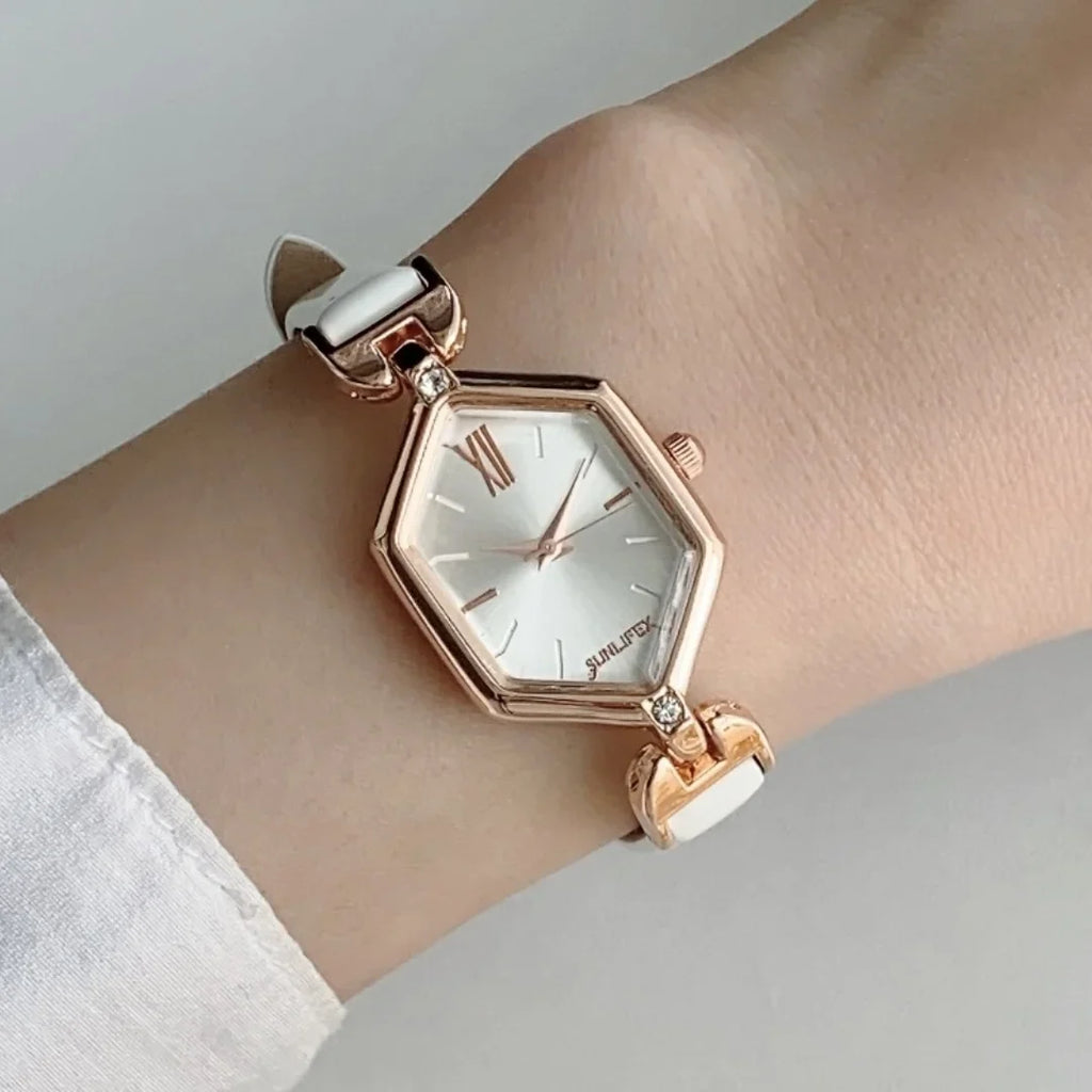 Zora Wristwatch — Hopeforwho (view 8)