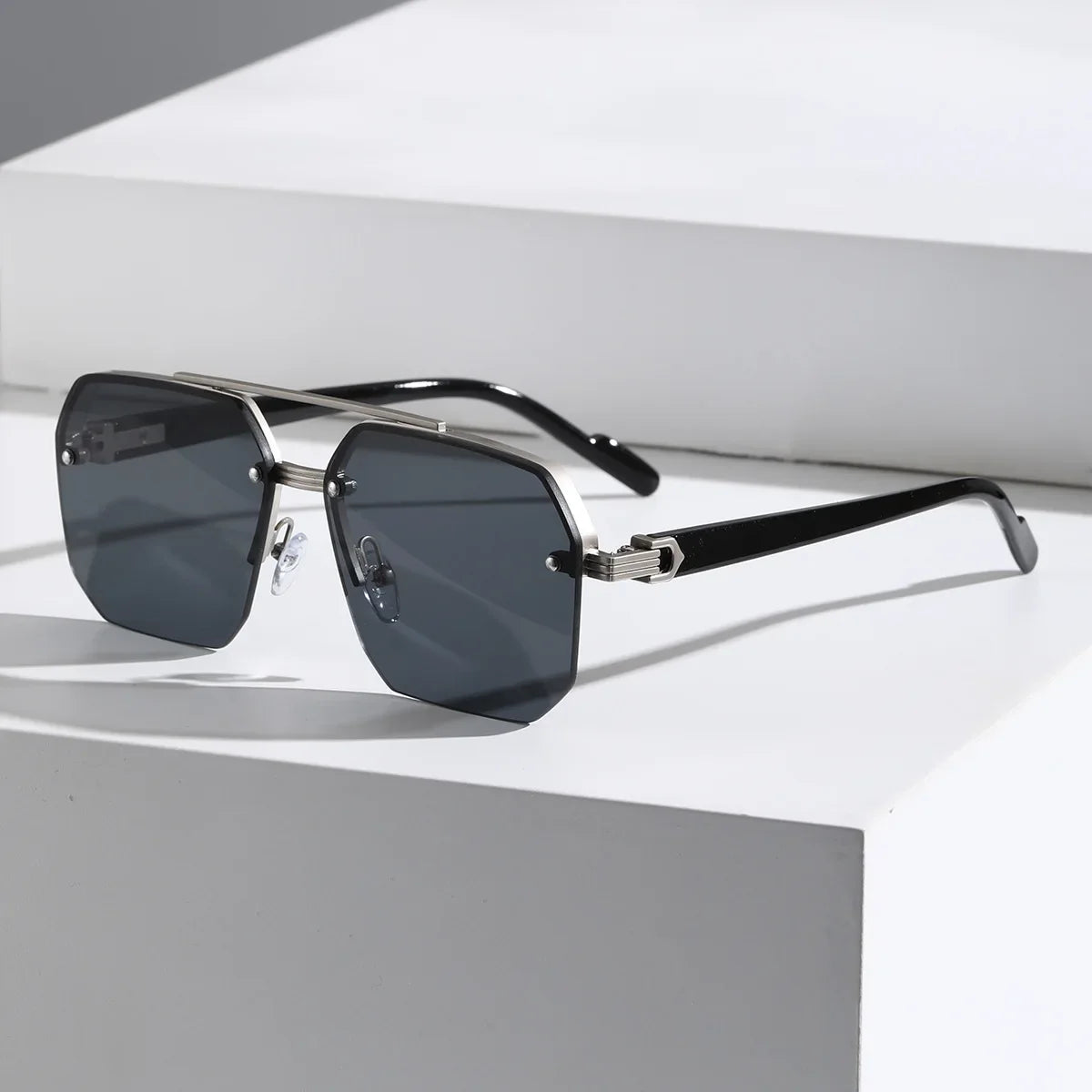Montago Sunglasses — Hopeforwho (view 2)
