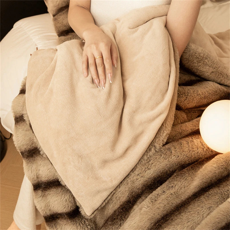 Calista Fur Blanket — Hopeforwho (view 4)
