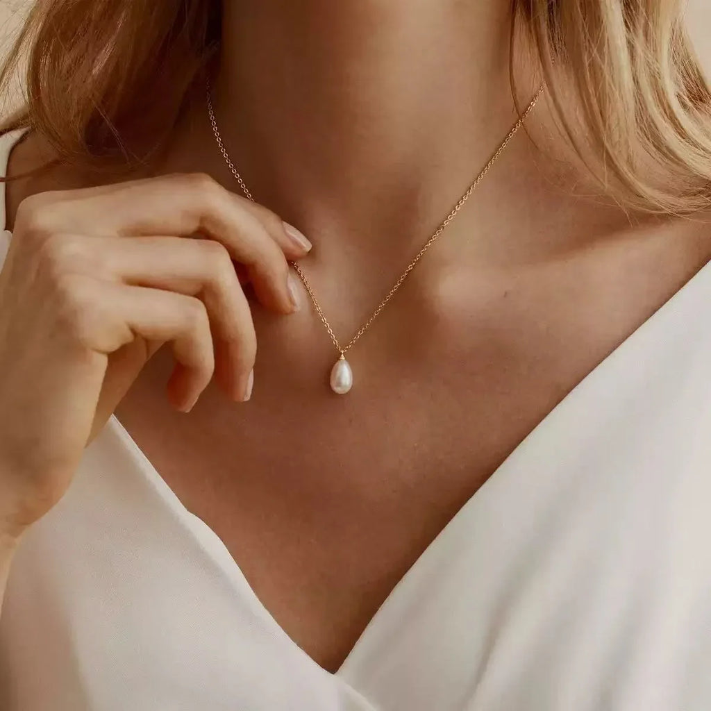 Roselle Pearl Necklace — Hopeforwho