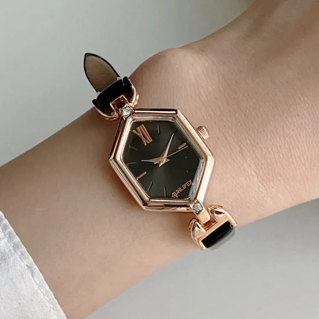 Zora Wristwatch — Hopeforwho (view 5)